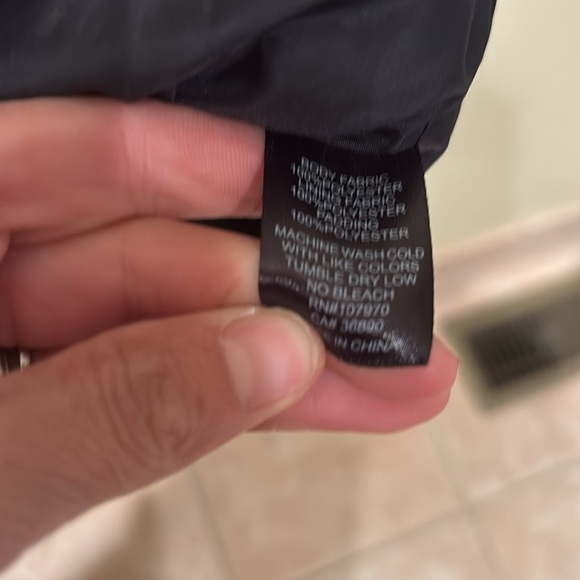 Kerrits kids horse puffer. It's a size Large - Picture 11 of 12